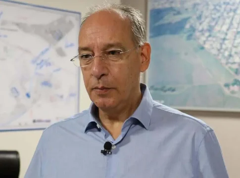 Ex-prefeito Hélio Peluffo apresenta melhora no quadro de saúde, mas segue internado