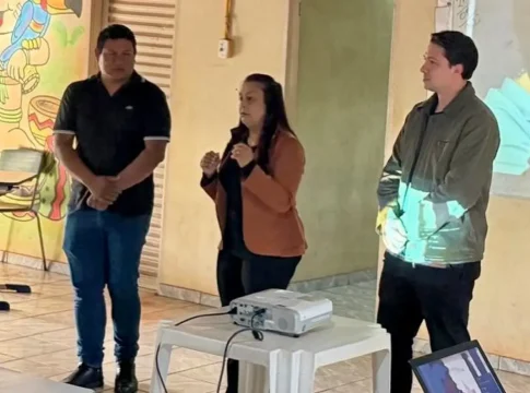 Prefeitura de Tacuru promove curso de Informática e Inteligência Artificial na Aldeia Sassoró
