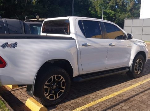 Hilux furtada em Marechal Rondon é recuperada pela PRF após fuga em Guaíra