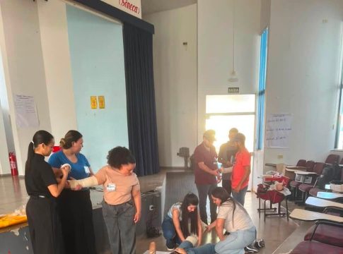 Mais segurança nas escolas: novos Assistentes de Educação recebem curso de primeiros socorros
