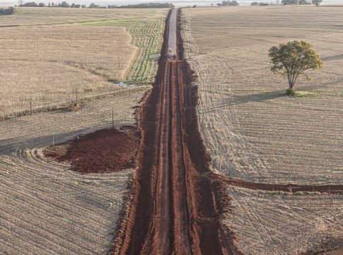 Pavimentação de Estrada na Comunidade do Salamanca avança e fortalece a infraestrutura rural de Guaíra