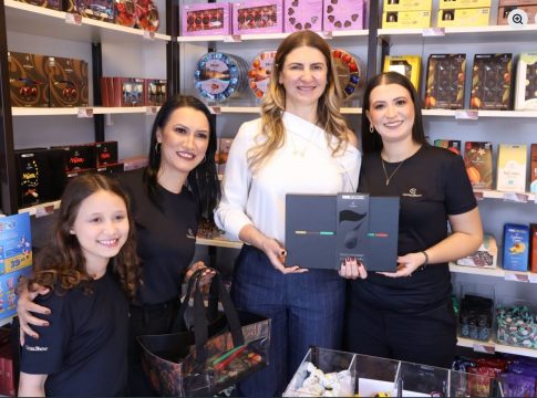 Cacau Show reinaugura loja em Eldorado