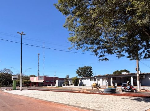 Novo estacionamento em frente ao Hospital Santa Maria avança em Eldorado