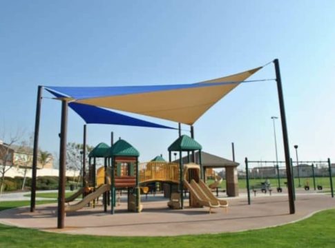 Richardson e Kaudi pedem instalação de toldos no Parque Lavinia Veiga