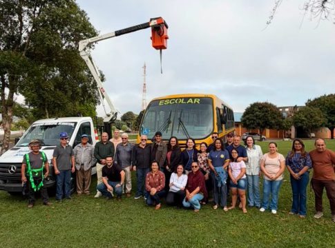 Prefeito Dr. Lídio entrega novos veículos para Educação e Obras de Iguatemi