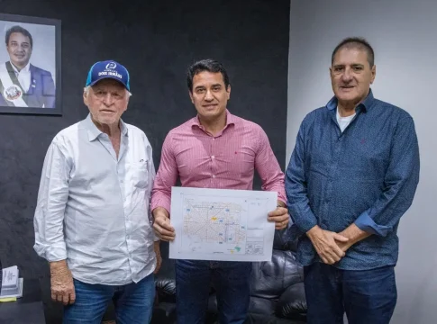 Mais de R$ 12 milhões em obras vão melhorar principais avenidas de Naviraí