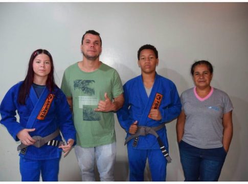 Atletas iguatemienses do programa Novo Olhar se destacam no Campeonato Brasileiro de Jiu-Jitsu