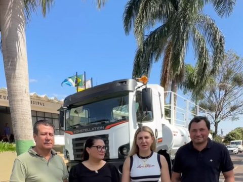 Eldorado conquista caminhão pipa 0KM