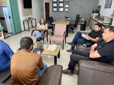 Prefeitura de Itaquiraí e SINSEMI discutem melhorias para os servidores municipais
