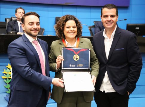 Assembleia Legislativa homenageia advogados em sessão solene proposta por Lidio Lopes