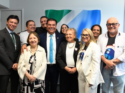 Piso de médicos e dentistas avança no Senado após CAE aprovar parecer do senador Nelsinho Trad sobre novas emendas