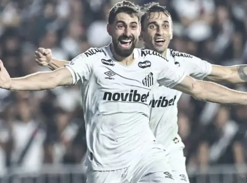 Santos desencanta no 2º tempo e atropela o Vasco pelo Brasileirão