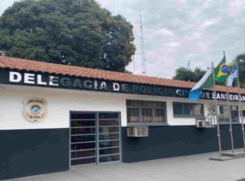 Homem foge após agredir e tentar enforcar esposa em área rural de Bandeirantes