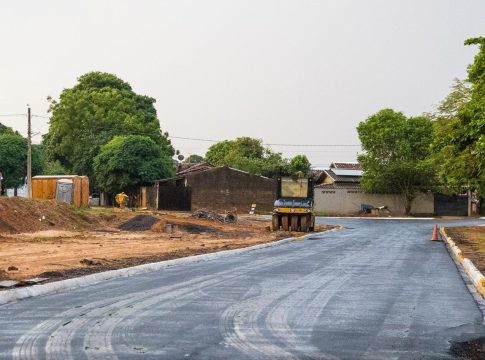 Obras de drenagem e pavimentação são concluídas no Jardim Paraíso em Naviraí