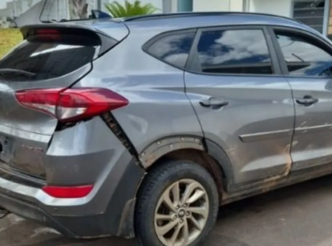 Carro de mulher executada com o filho em Mundo Novo é encontrado com droga em fundo falso no PR