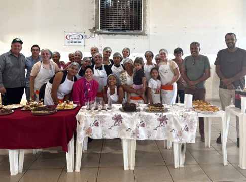 Mulheres de Japorã concluem o curso de Confeitaria Clássica com sucesso total