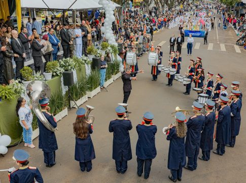 Desfile de 7 de Setembro reúne 55 instituições e celebra o civismo em Guaíra