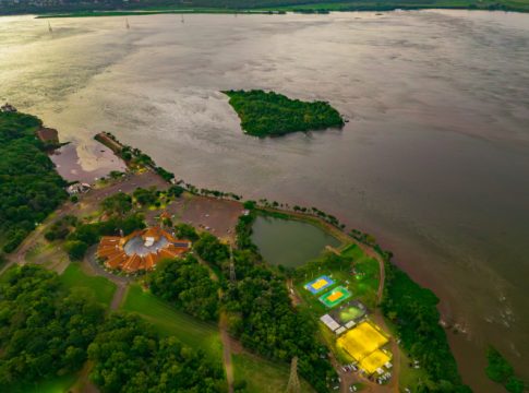 Centro Náutico Marinas terá passeios de barco a vela, trilhas guiadas e passeios de caiaque gratuitos