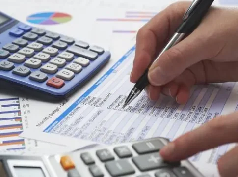Com 1,3 milhão de inadimplentes, 60,8% dos adultos de MS estão com dívidas em atraso