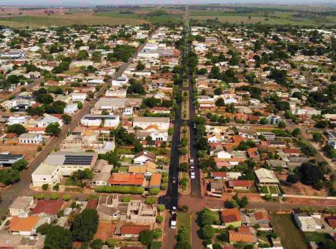 R$ 650 MIL: Eldorado firma contrato para asfalto e drenagem em duas ruas