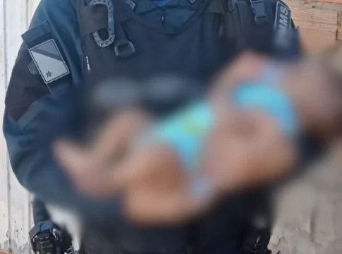 Mãe ofereceu bebê de 3 meses em conveniência e disse que jogaria o filho fora em Campo Grande
