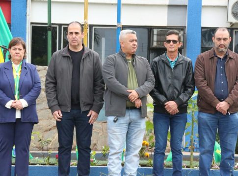 Governo de Mundo Novo encerra Semana da Pátria com ato cívico no Paço Municipal