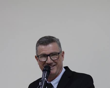 Prefeito Dr. Erlon apresenta deputados estaduais que trabalharam por Sete Quedas
