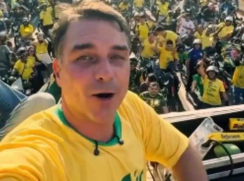 Em comício em Goiás, Flávio diz que irá participar de debate: ‘O Lula que lute’