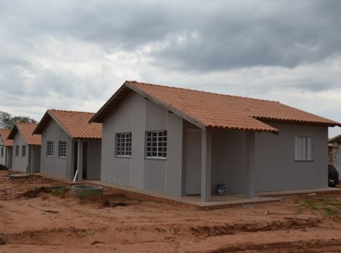 Obras habitacionais no Bairro Stanislau Javolski continuam avançando e beneficiará dezenas de famílias em Iguatemi