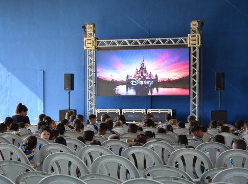 Secretaria de Educação de Iguatemi promove sessão de cinema para alunos de Rede Municipal de Ensino