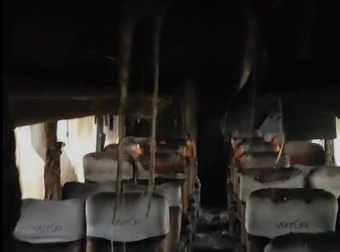 Carpinteiro é preso suspeito de colocar fogo em ônibus após briga com esposa