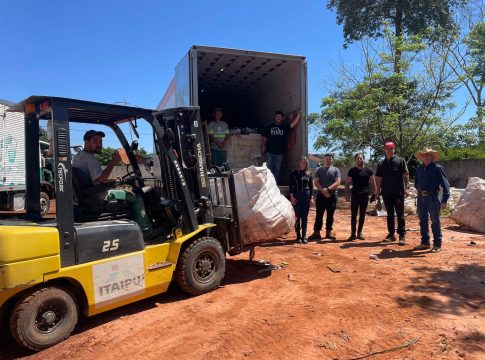 Aproximadamente quatro toneladas de resíduos eletrônicos são destinadas à reciclagem em Mundo Novo