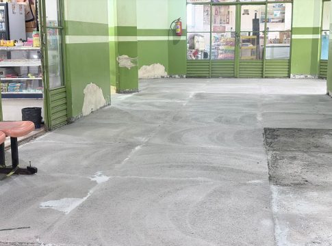 Reforma do Terminal Rodoviário de Mundo Novo avança com instalação do novo piso