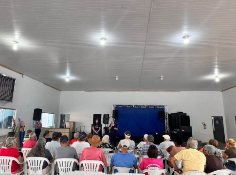 CRAS São Jorge e Universitário promovem ação do Outubro Rosa no Conviver Daudt Conceição