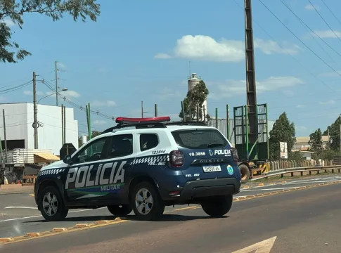 Bêbado, homem atropela e fere duas pessoas em conveniência do Aero Rancho